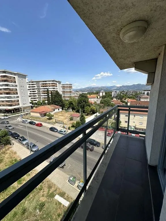 Izdavanje, jednosoban stan, 44m², Podgorica, Crna Gora