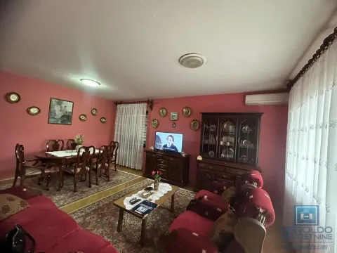 Sale, house, 500m², Ćuprija, Srbija - image 9