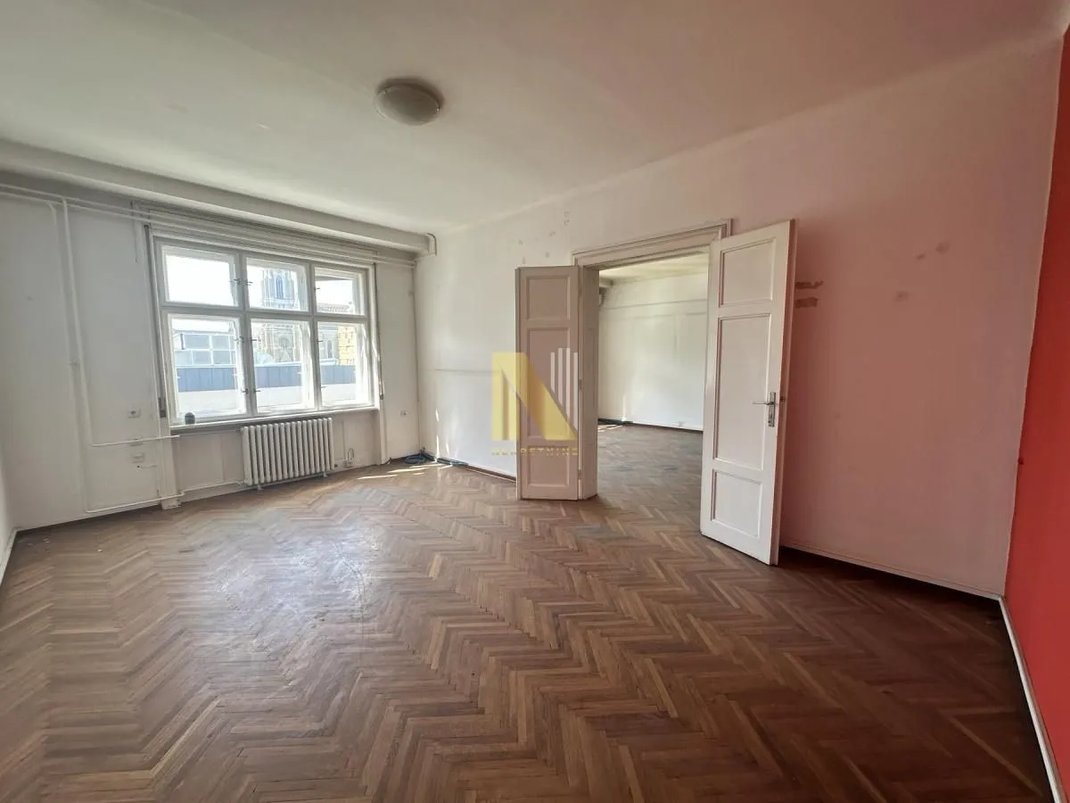 Rent, four bedroom apartment, 163m², Centar, Novi Sad