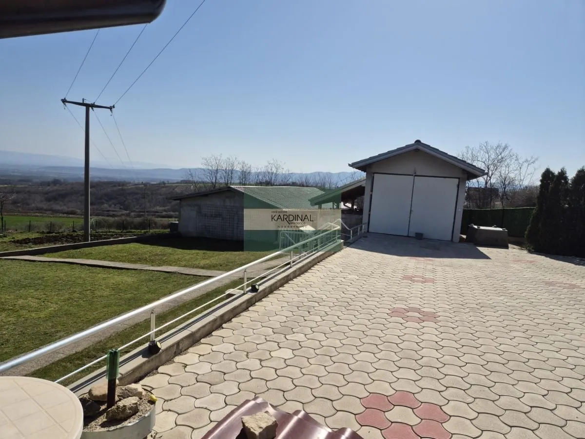 Prodaja, kuća, 128m², Crnče, Jagodina