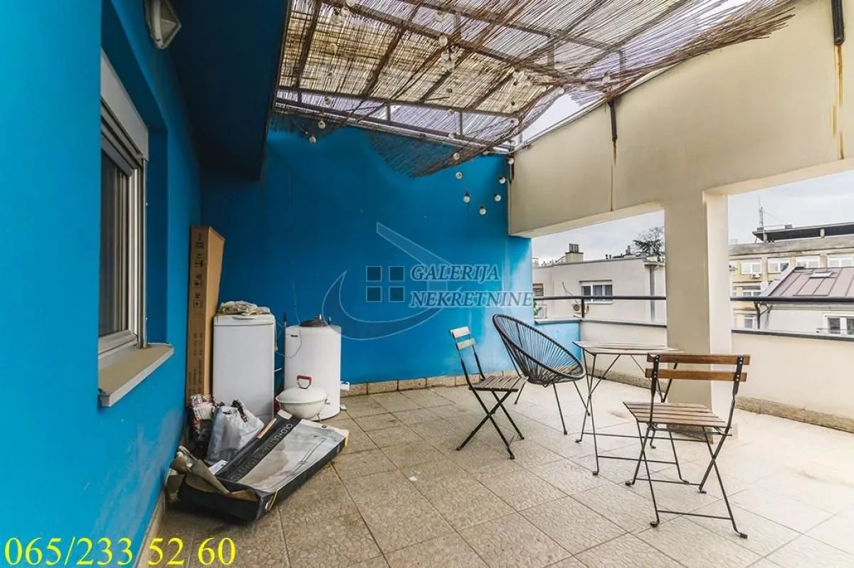 Prodaja, četvorosoban stan, 101m², Autokomanda, Voždovac Sve Podlokacije