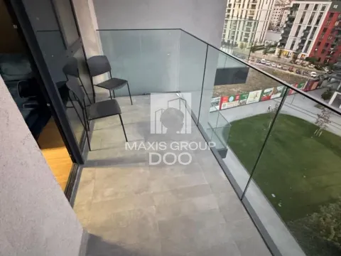 Izdavanje, trosoban stan, 80m², Savski Venac, Beograd - image 4