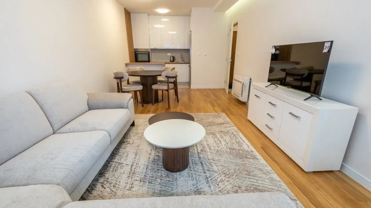 Rent, two bedroom apartment, 72m², Central Point, Podgorica