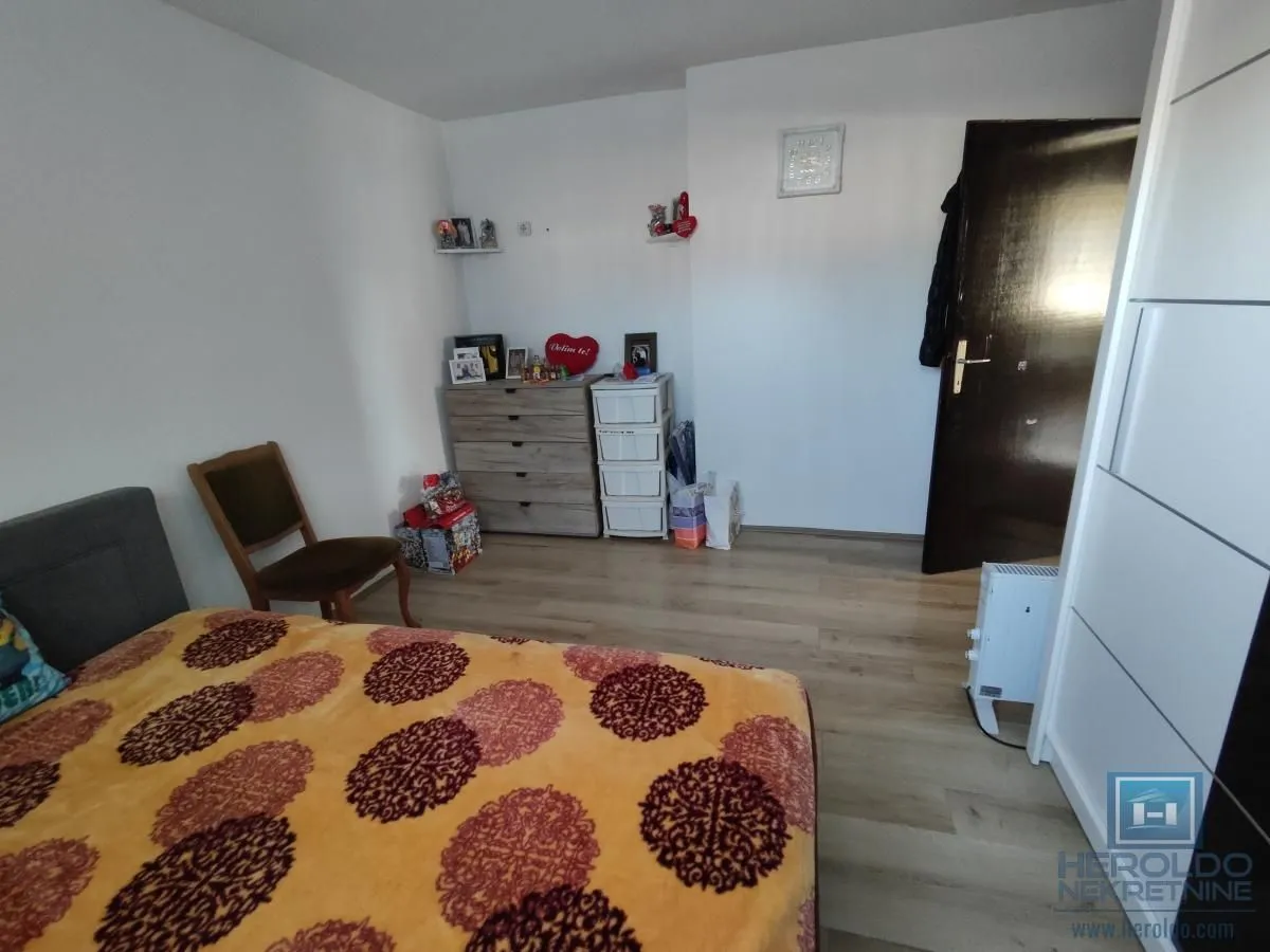 Prodaja, kuća, 270m², Budžino brdo, Jagodina