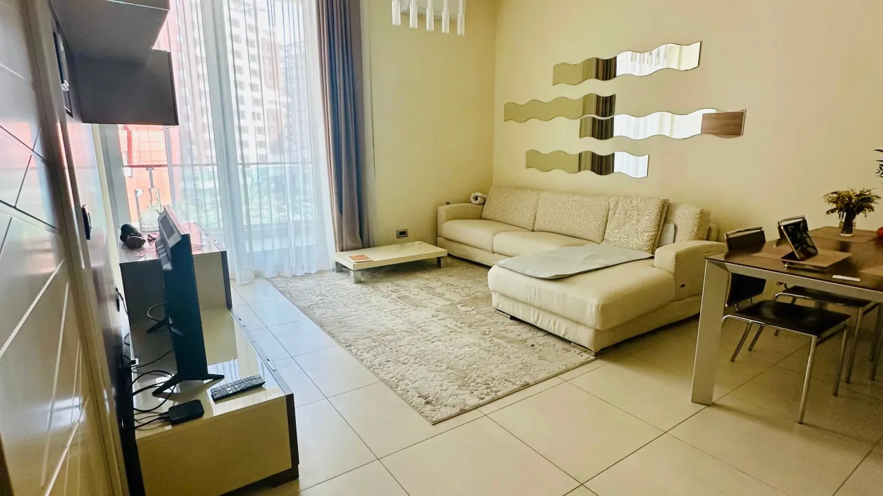 Izdavanje, jednosoban stan, 70m², Centar, Budva