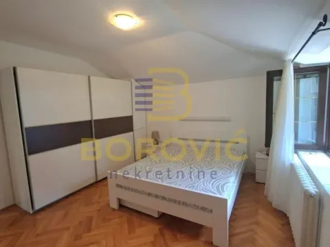 Izdavanje, trosoban stan, 100m², Senjak, Beograd - image 8