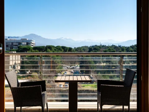 Rent, two bedroom apartment, 94m², Kod Capital Plaze, Podgorica - image 16