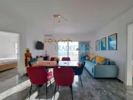 Sale, two bedroom apartment, 83m², Dobra Voda, Budva - image 2