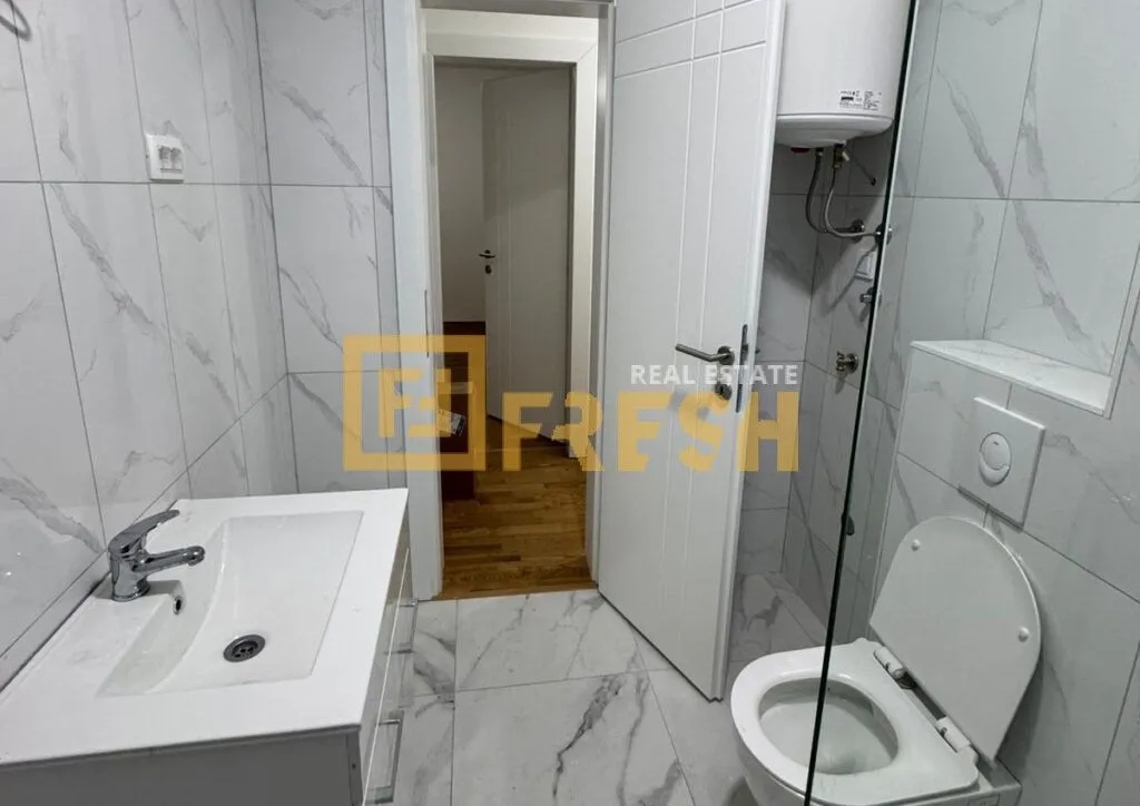 Rent, two bedroom apartment, 54m², City Kvart, Podgorica