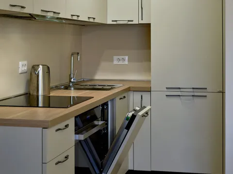 Rent, two bedroom apartment, 58m², Bečići, Budva - image 6