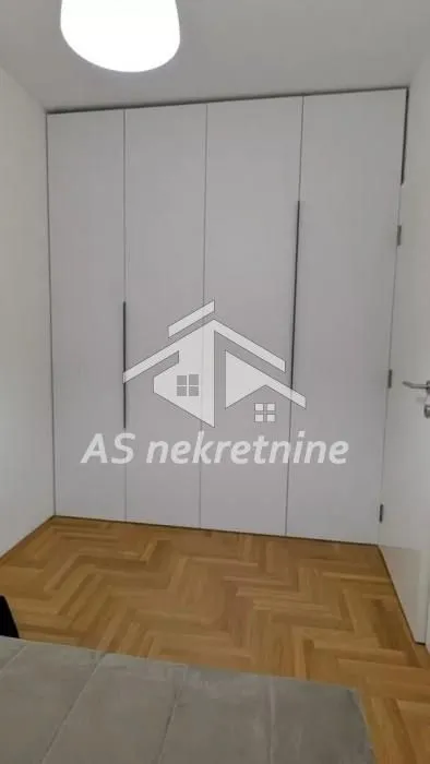 Rent, three bedroom apartment, 71m², Novi Beograd Blok 72, Novi Beograd Sve Podlokacije