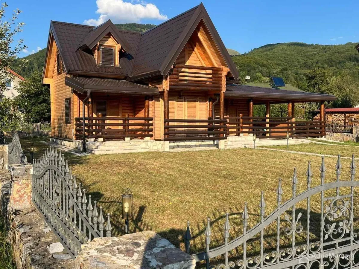 Sale, house, 180m², Kolašin, Crna Gora
