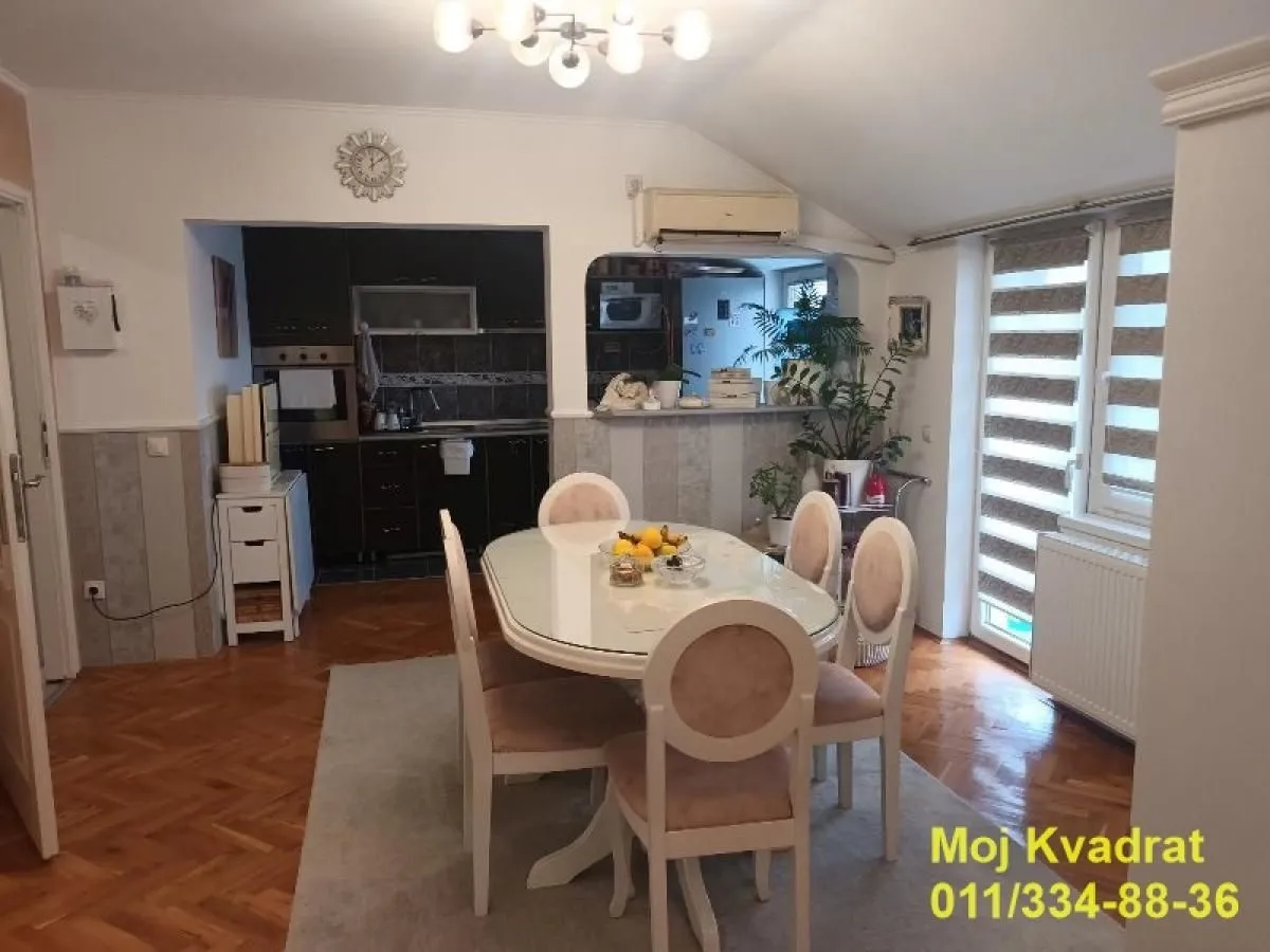 Prodaja, četvorosoban stan, 150m², Misa, Pančevo