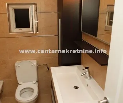 Prodaja, kuća, 254m², Donji Kokoti, Podgorica - image 11