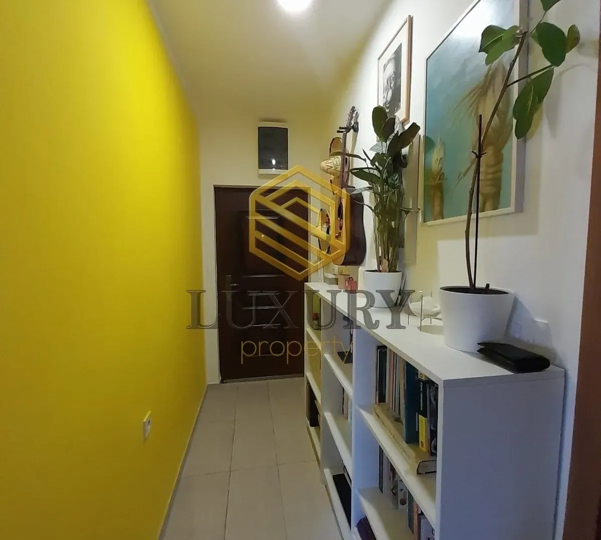 Izdavanje, jednosoban stan, 48m², Stari Aerodrom, Podgorica