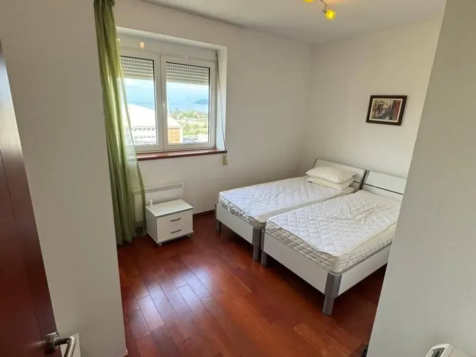 Sale, two bedroom apartment, 100m², Centar, Bar