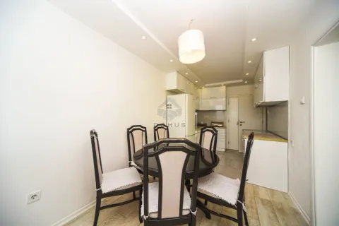 Izdavanje, dvosoban stan, 80m², Preko Morače, Podgorica - image 4