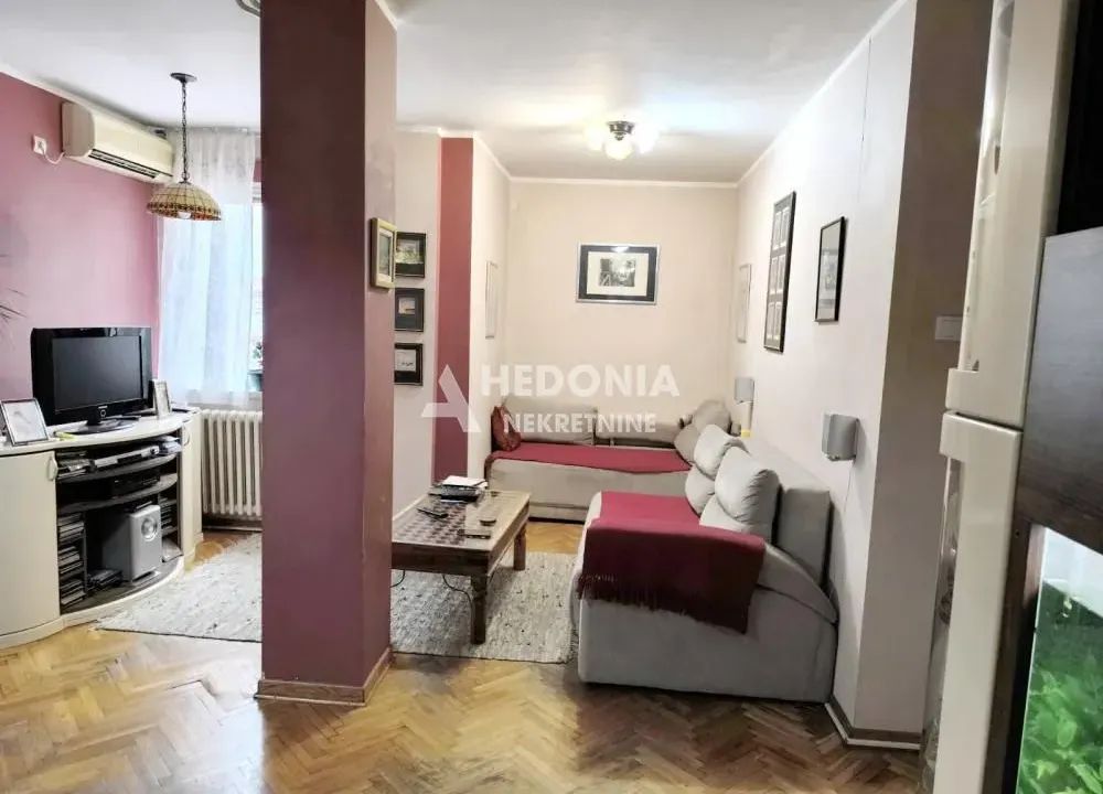 Prodaja, četvorosoban stan, 99m², Botanička Bašta, Palilula Sve Podlokacije
