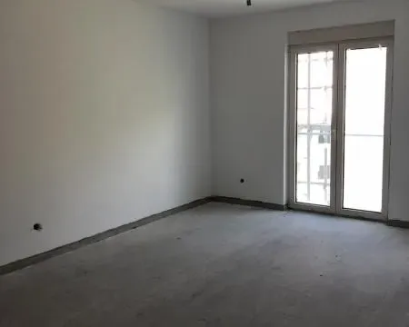 Sale, one bedroom apartment, 57m², Bečići, Budva - image 3