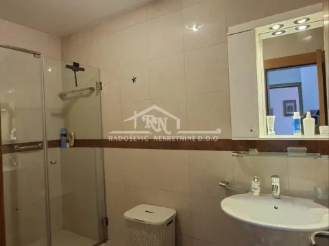 Sale, four bedroom apartment, 127m², Autokomanda, Voždovac Sve Podlokacije - image 17