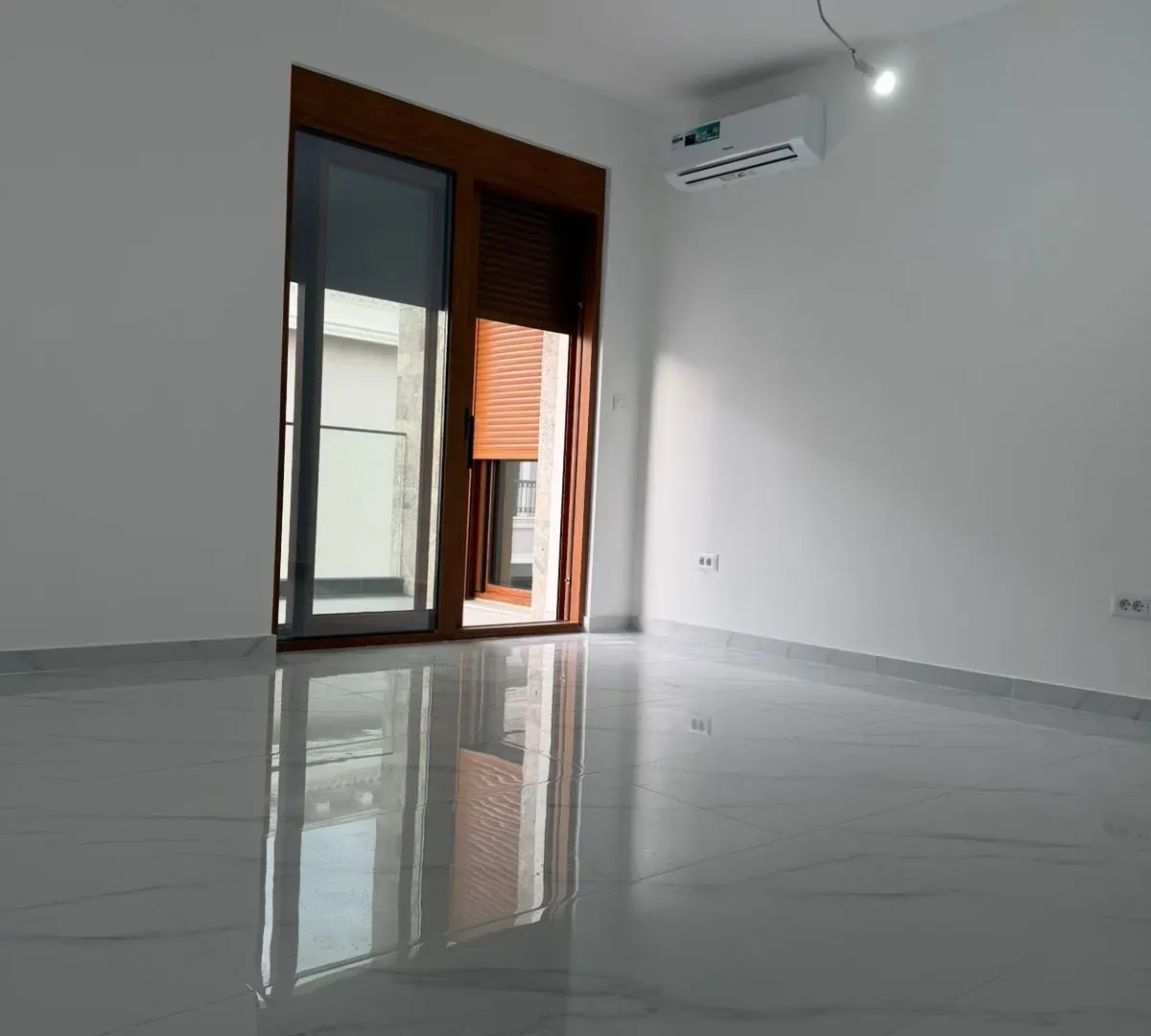 Sale, two bedroom apartment, 72m², Šušanj, Bar