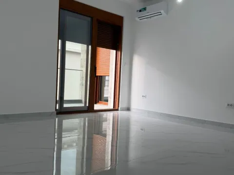 Sale, two bedroom apartment, 72m², Šušanj, Bar - image 1