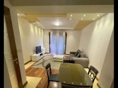 Izdavanje, jednosoban stan, 58m², Centar, Podgorica - image 2