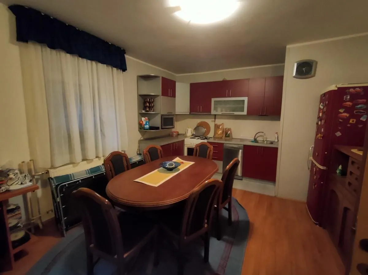 Prodaja, kuća, 181m², Sremska Kamenica, Petrovaradin