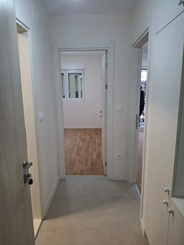 Rent, one bedroom apartment, 40m², Pobrežje, Podgorica