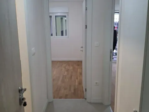 Izdavanje, jednosoban stan, 40m², Pobrežje, Podgorica - image 7