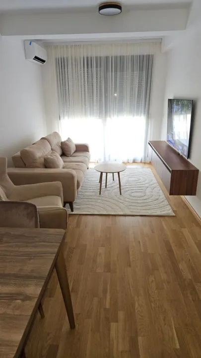 Rent, one bedroom apartment, 50m², Centar, Budva