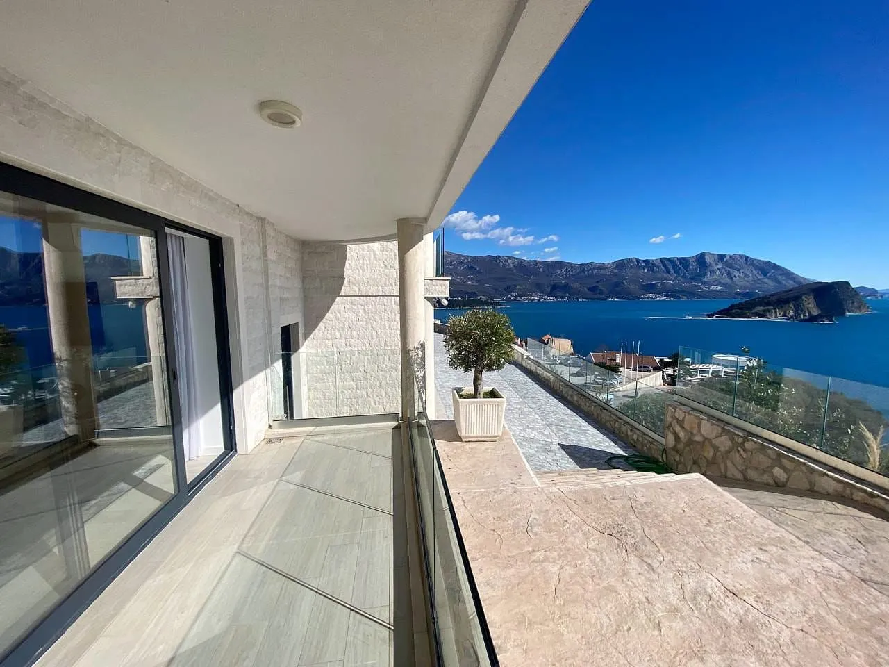 Sale, house, 142m², Komoševina, Budva