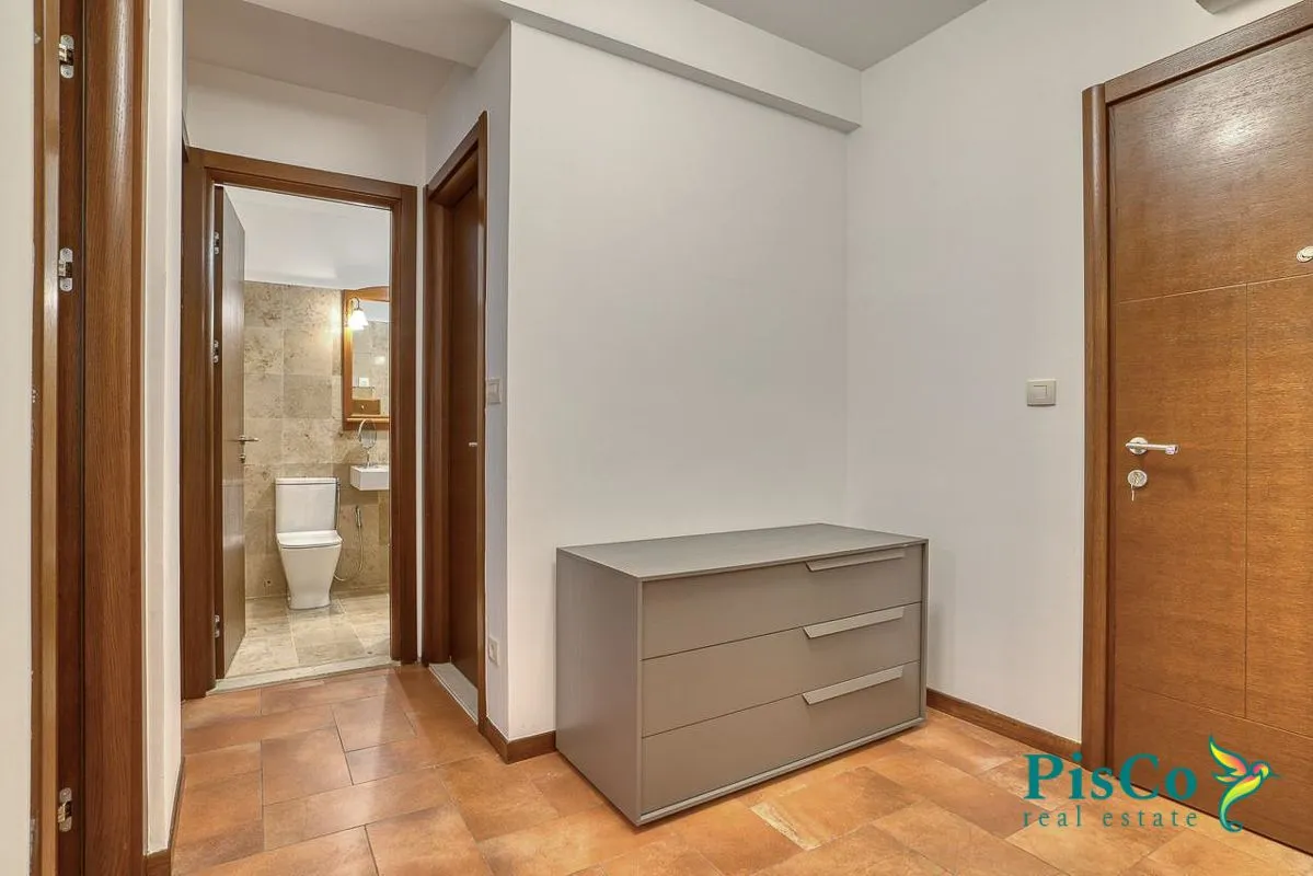Prodaja, dvosoban stan, 90m², Gorica C, Podgorica