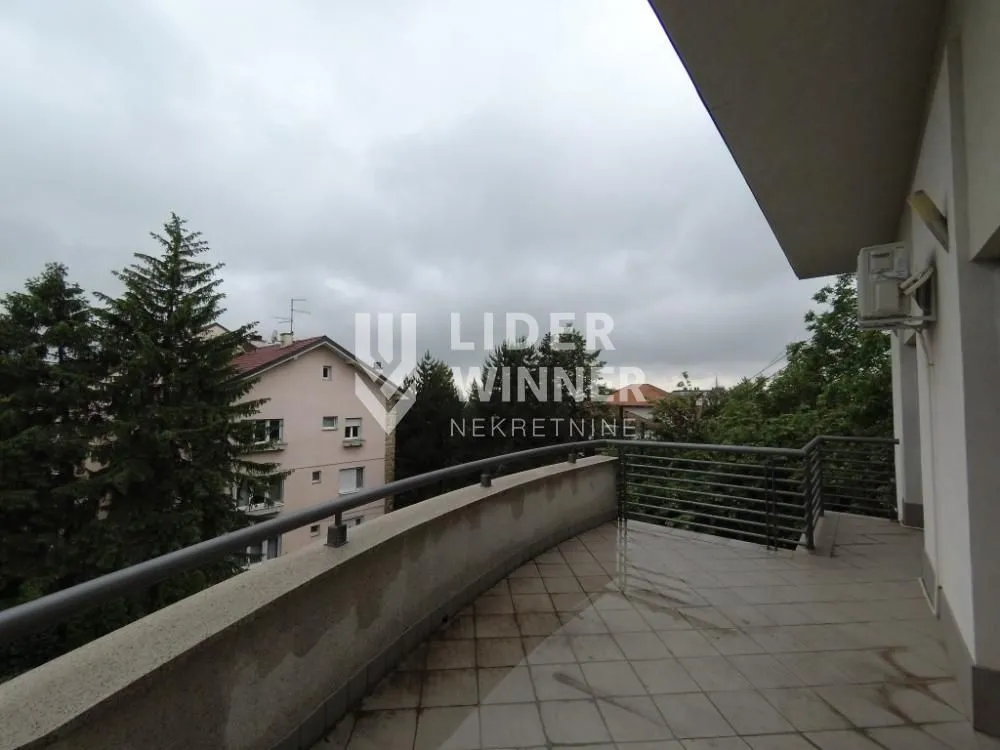 Izdavanje, kuća, 459m², Savski Venac, Beograd