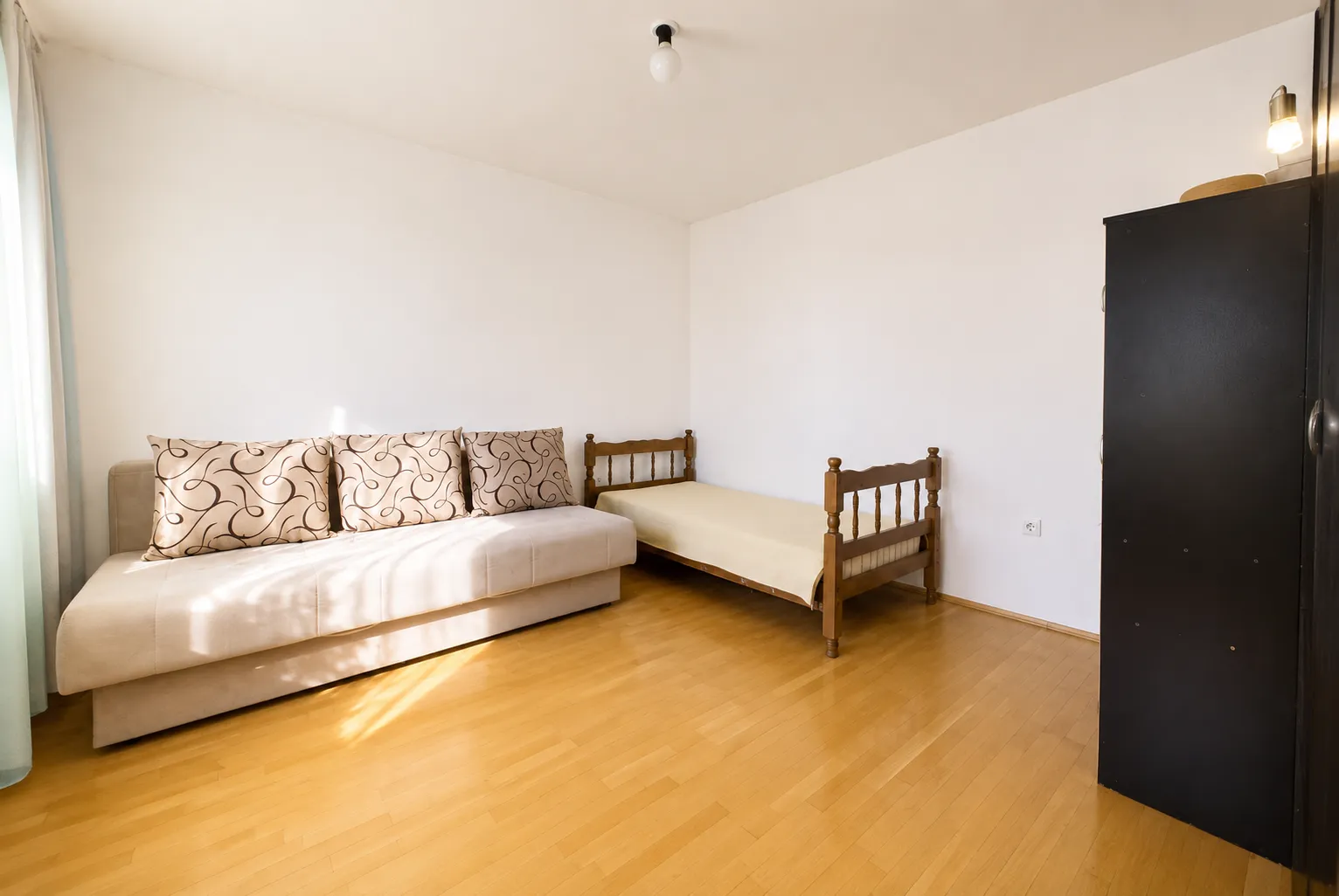 Prodaja, dvosoban stan, 77m², Blok 5, Podgorica