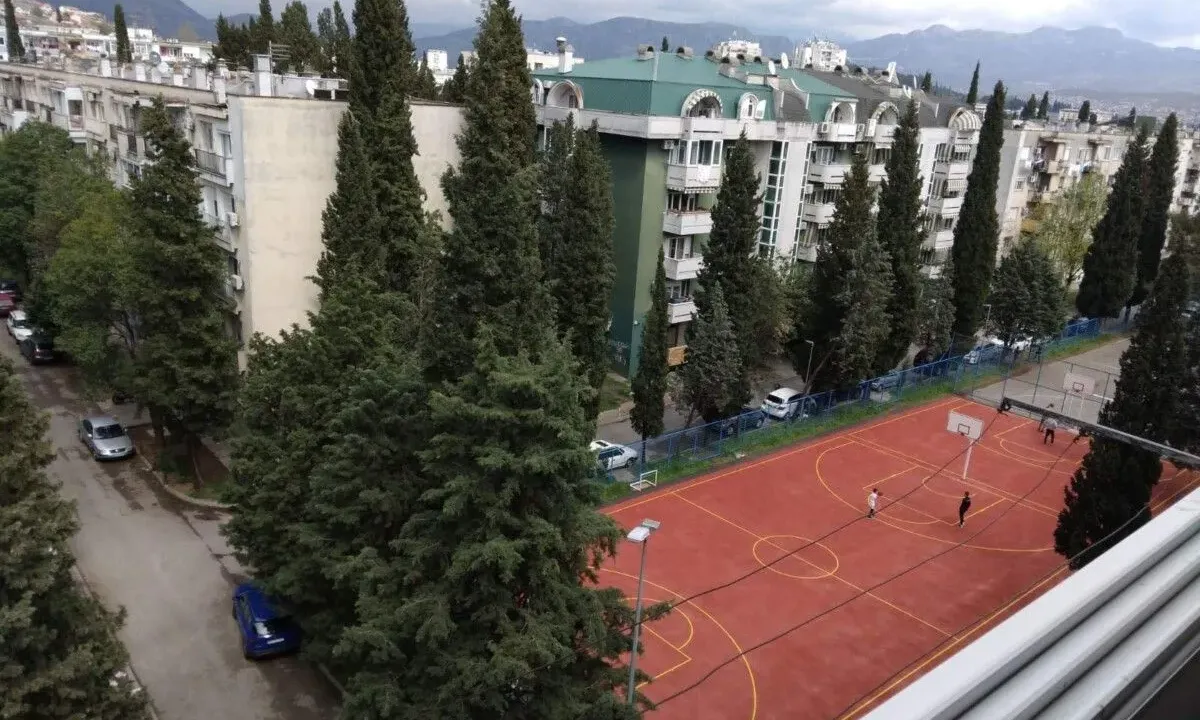 Izdavanje, jednosoban stan, 45m², Preko Morače, Podgorica