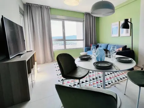 Prodaja, jednosoban stan, 45m², Tivat, Crna Gora - image 5