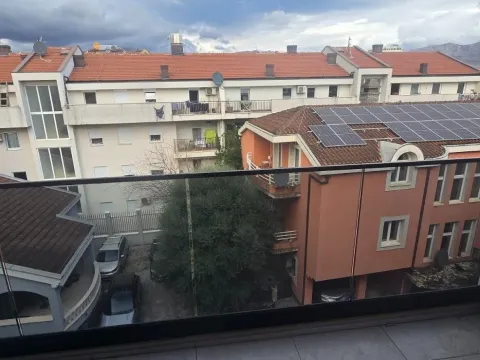 Prodaja, jednosoban stan, 47m², Momišići, Podgorica - image 9