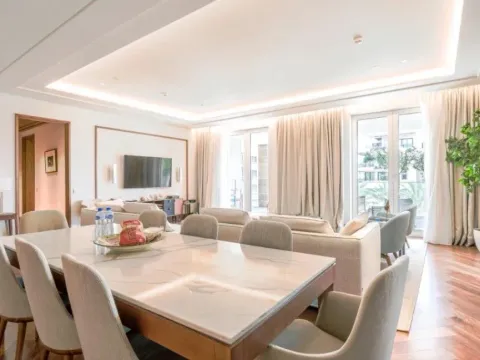 Sale, two bedroom apartment, 183m², Porto Montenegro, Tivat - image 2