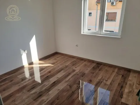 Prodaja, četvorosoban stan, 112m², Medijana, Niš - image 14