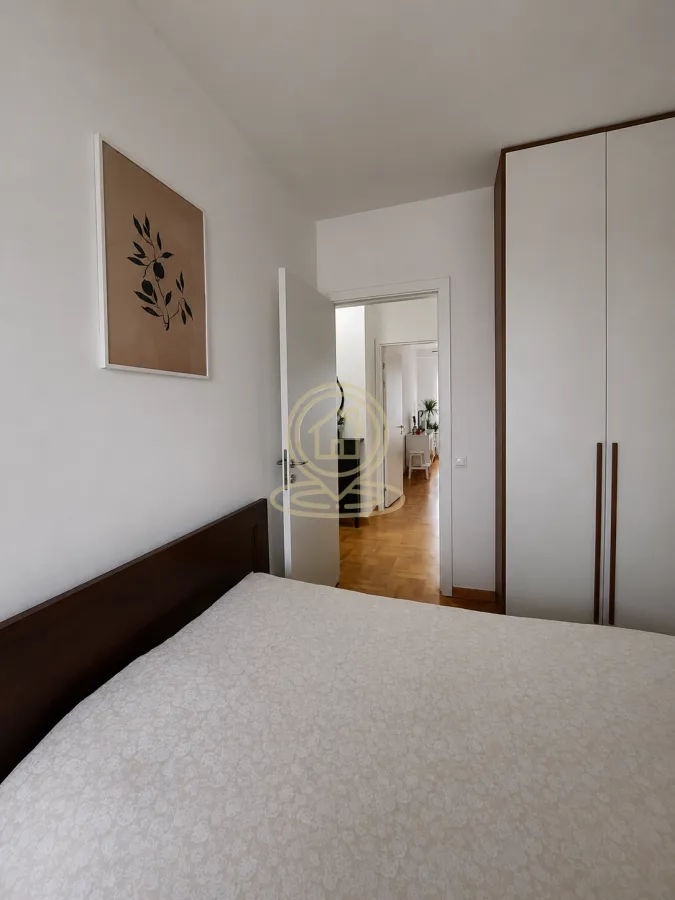 Izdavanje, dvosoban stan, 45m², Stari Grad, Beograd