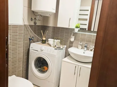 Izdavanje, jednosoban stan, 43m², Tološi, Podgorica - image 8