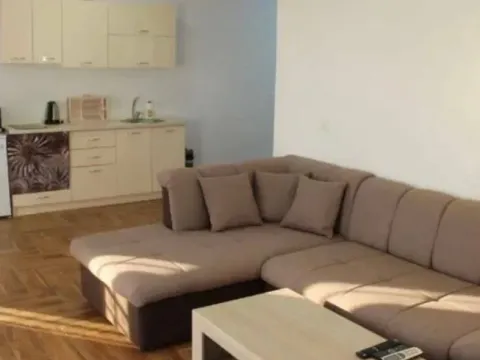 Prodaja, kuća, 350m², Centar, Bar - image 1