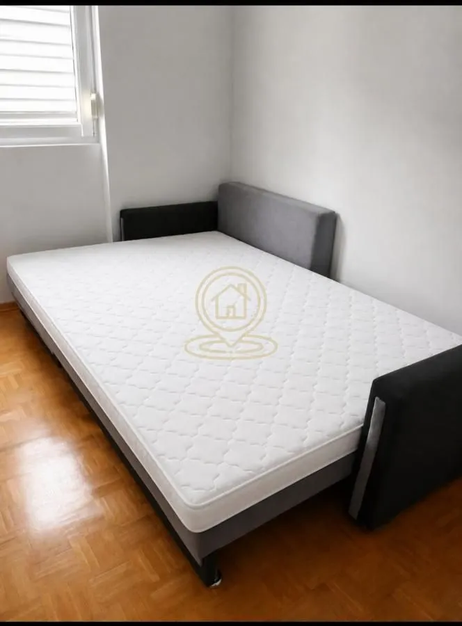 Izdavanje, četvorosoban stan, 90m², Novi Beograd Blok 28, Novi Beograd Sve Podlokacije