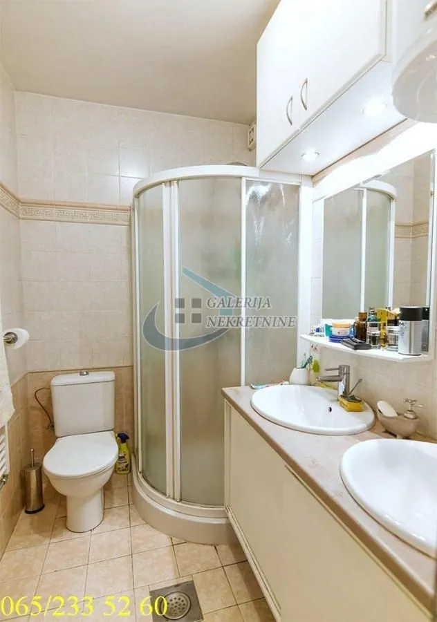 Sale, four bedroom apartment, 202m², Savski Venac, Beograd