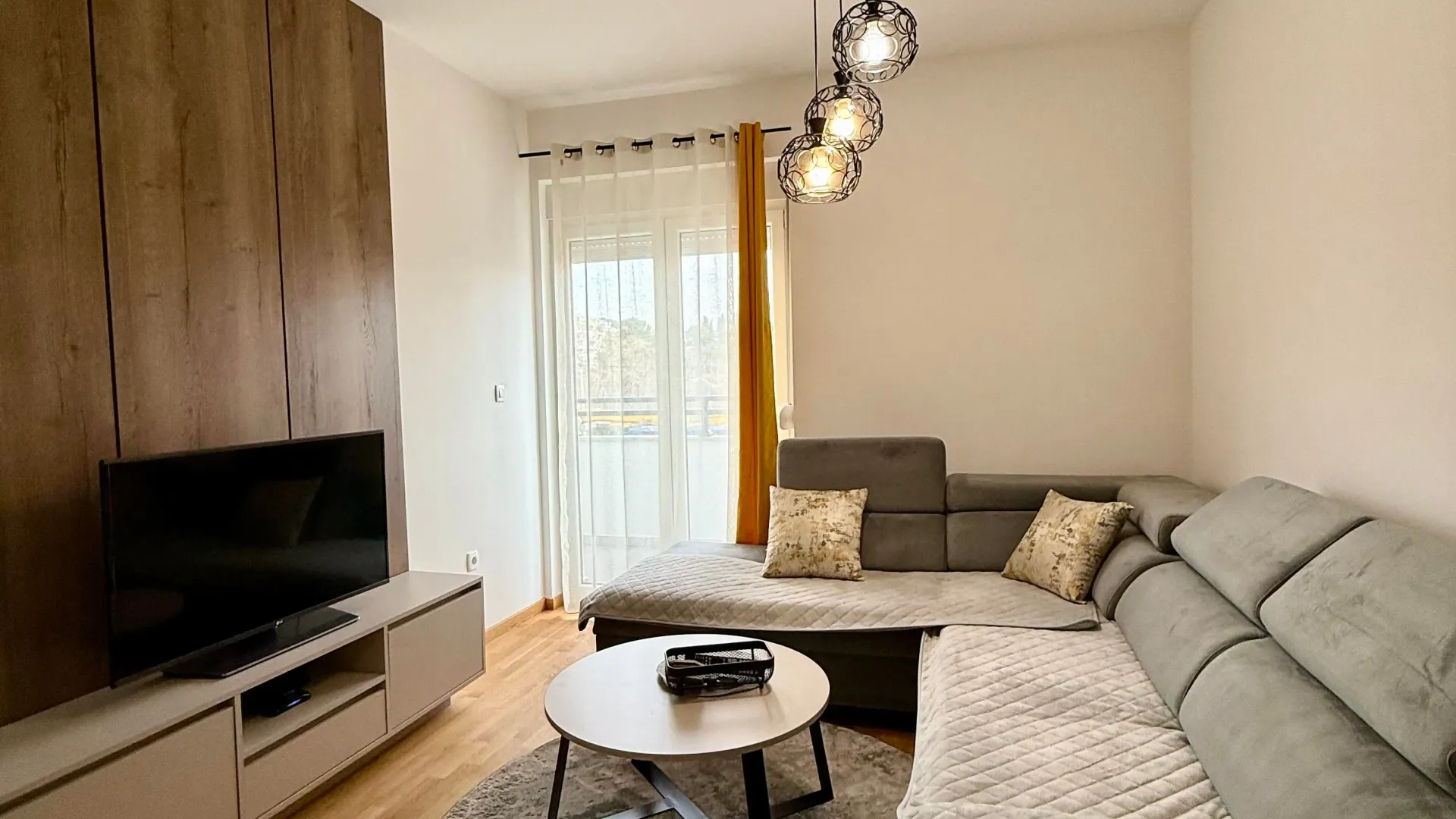 Prodaja, jednosoban stan, 44m², Pobrežje, Podgorica
