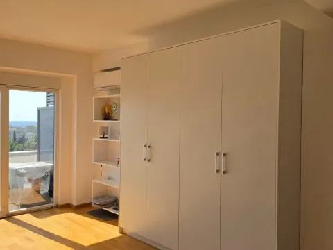 Prodaja, jednosoban stan, 57m², Centar, Bar - image 10