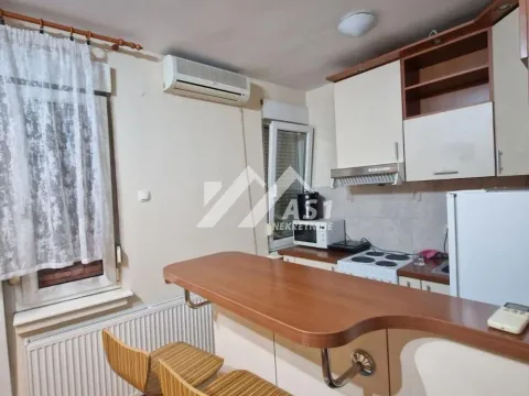 Izdavanje, stan, 25m², Sajam, Novi Sad Sve Podlokacije - image 4
