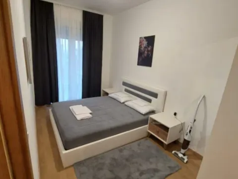 Izdavanje, dvosoban stan, 60m², Budva, Crna Gora - image 14