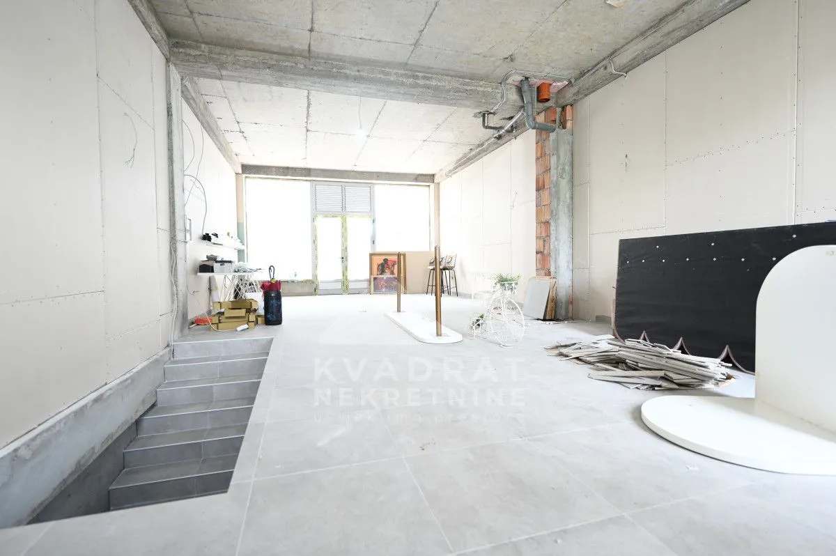 Izdavanje, poslovni prostor, 150m², Preko Morače, Podgorica